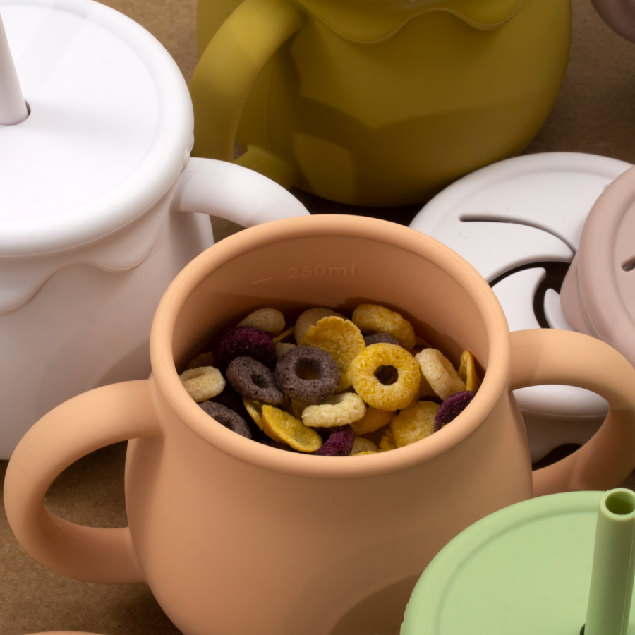 جديد الاطفال سيليكون تغذية صند - مراجعة Food Drink Snacks وسعره